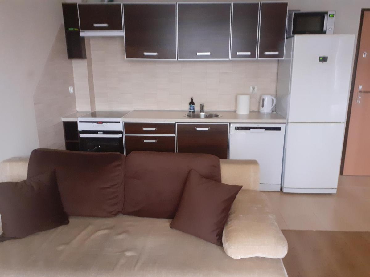 Sloneczny Apartament Z Malym Ogrodkiem Wejherowo Exterior foto